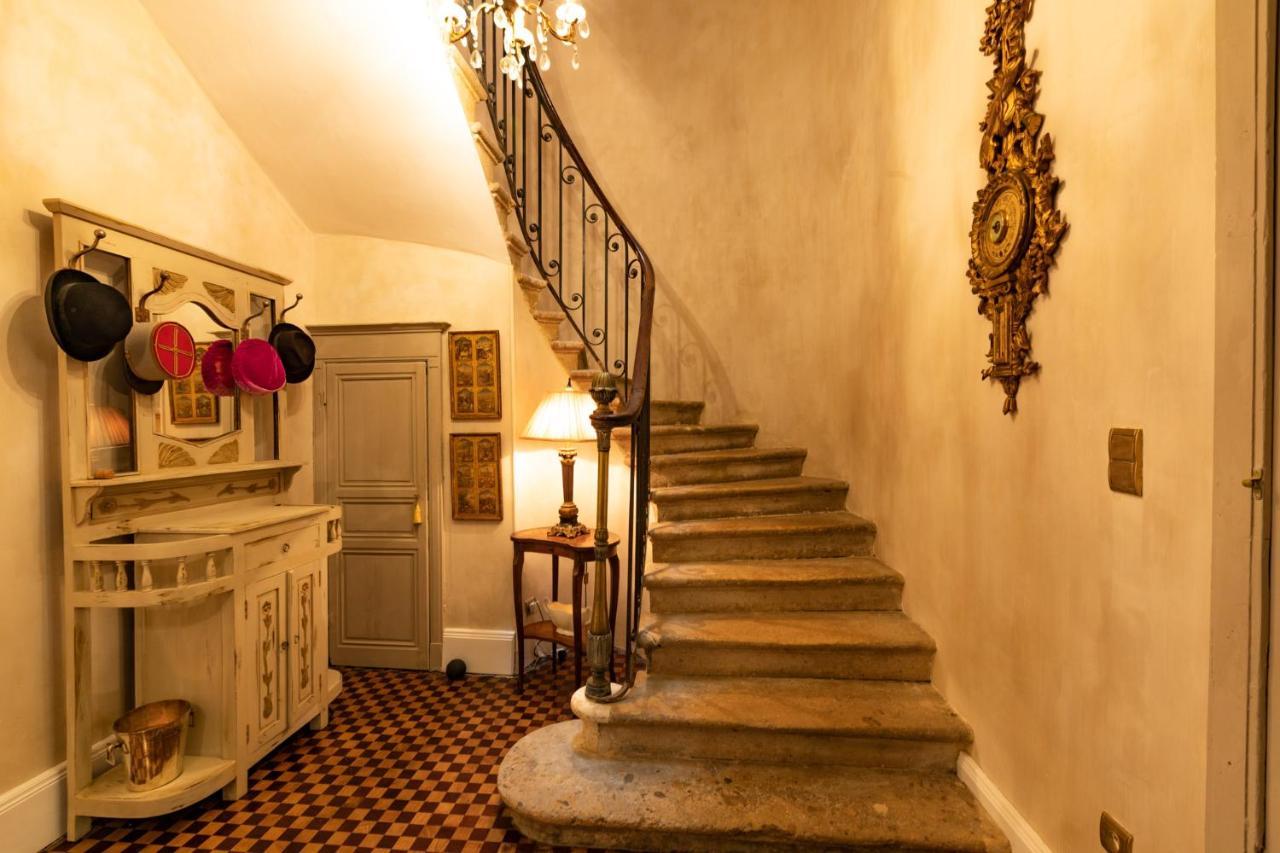 Champagne House - Elegance, Luxury And Charm Bed & Breakfast Condom Exterior photo