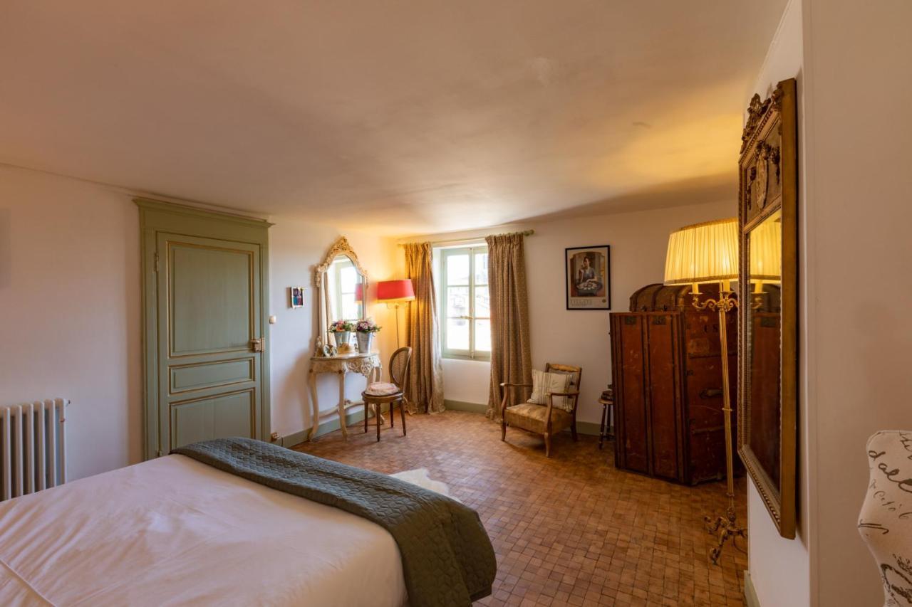 Champagne House - Elegance, Luxury And Charm Bed & Breakfast Condom Exterior photo